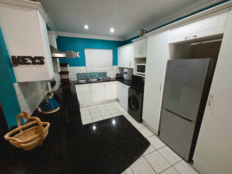 2 Bedroom Property for Sale in Jeffreys Bay Central Eastern Cape